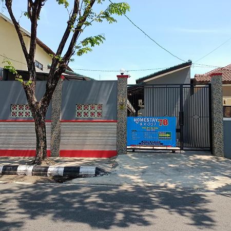 Homestay Dan Kost 78 Jepara Kültér fotó