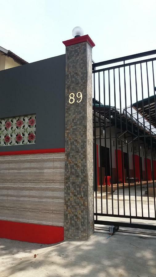 Homestay Dan Kost 78 Jepara Kültér fotó